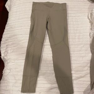JoyLab women’s workout leggings size small